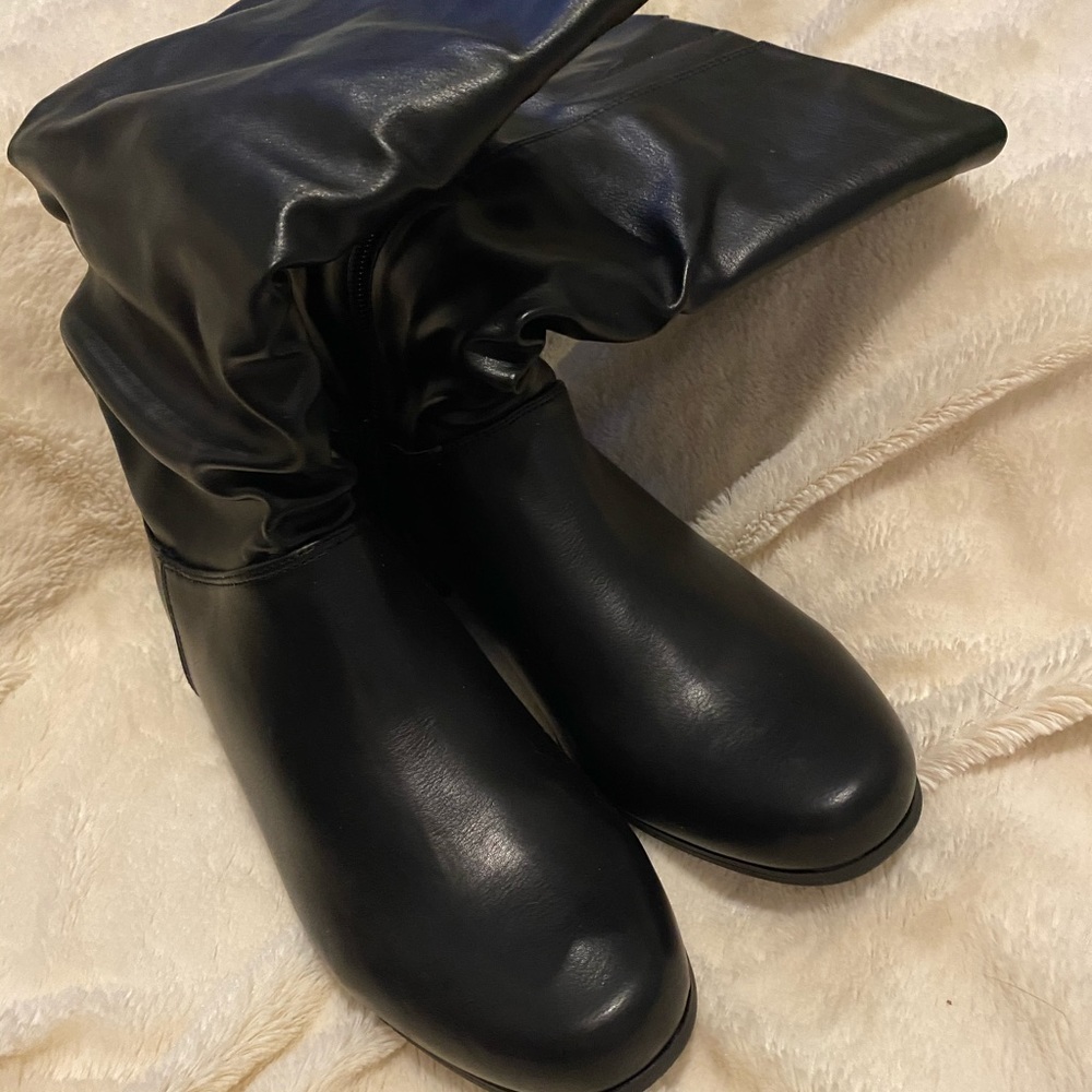 Black boots